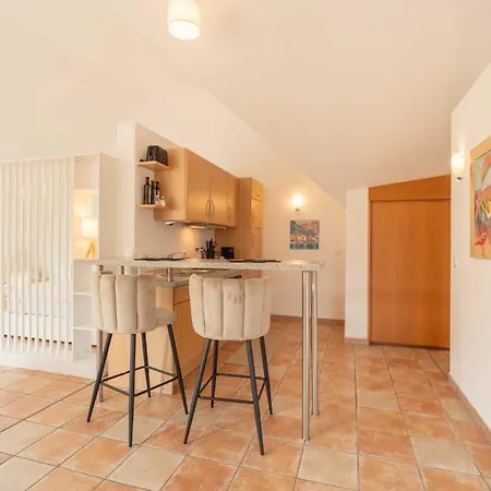 Stylish In Bad Sobernheim, Wifi, Parking Und Nespresso 아파트